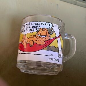 VINTAGE Garfield glass